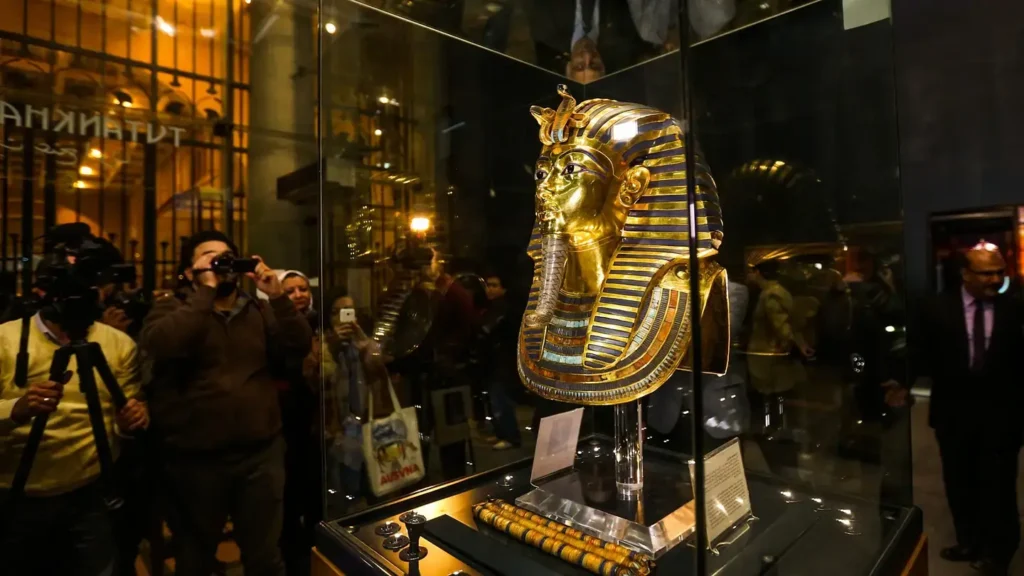 Mask of Tutankhamun